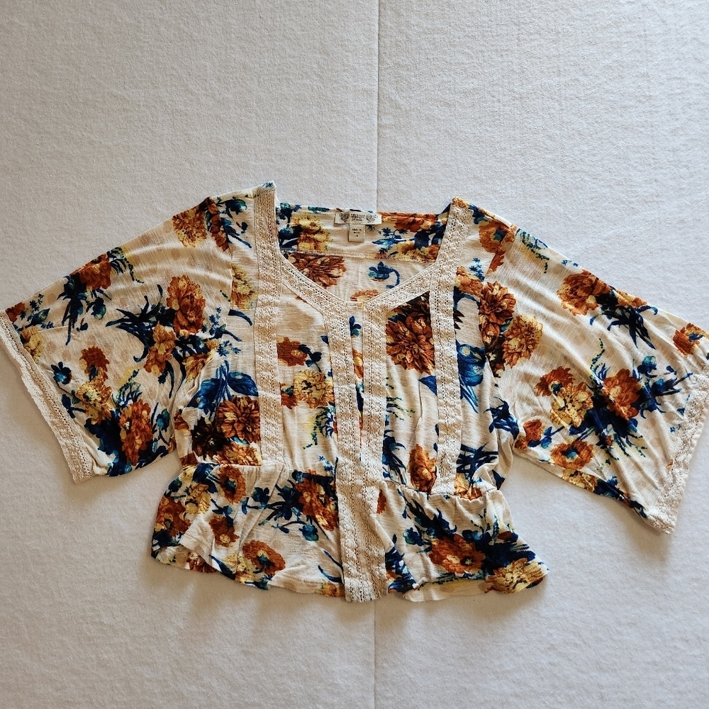 Vintage America Floral Top - Cream and Navy Size Medium Boho Hippie Vibe
